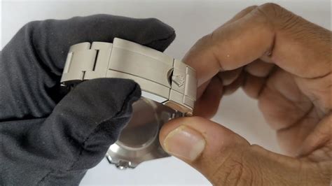 rolex fliplock clasp|how to adjust rolex clasp.